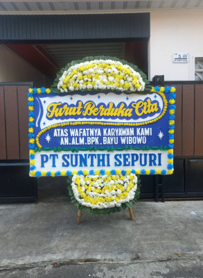 Papan Bunga Duka di Ponelo Kepulauan